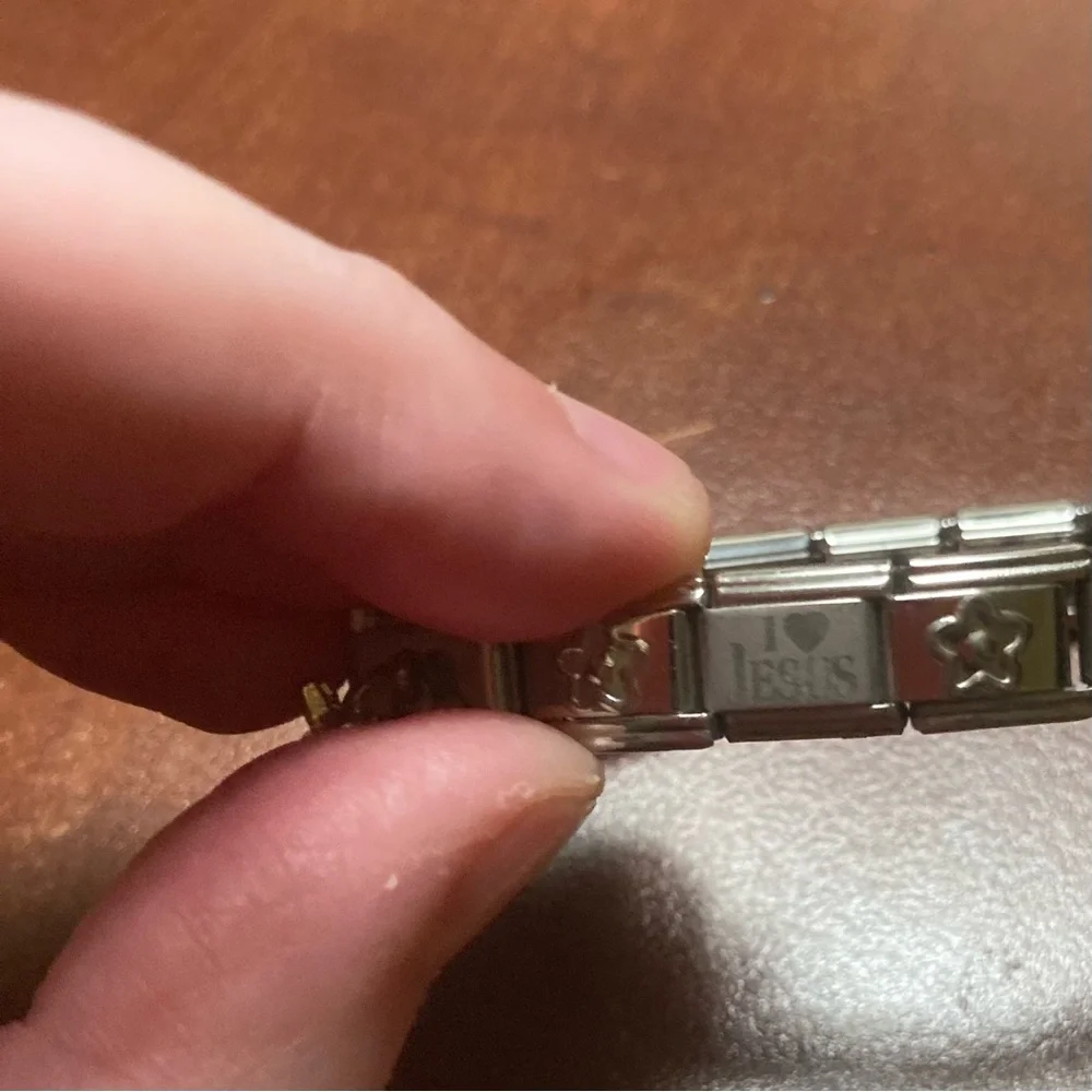 CLAIRE'S unfinished silver color bracelet with cross charm